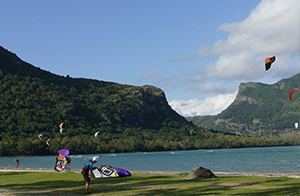 Kitesurfing